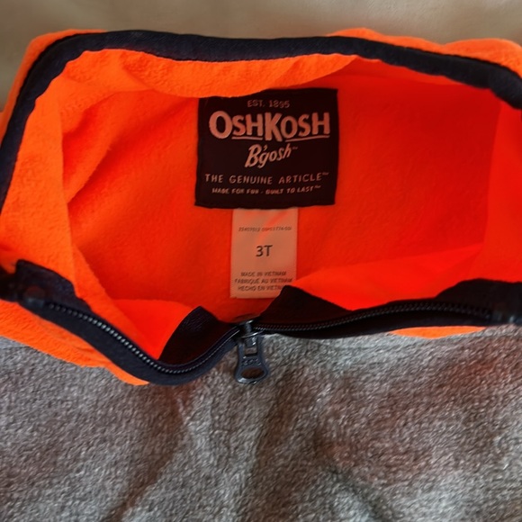 Fleece pullover - Picture 2 of 2